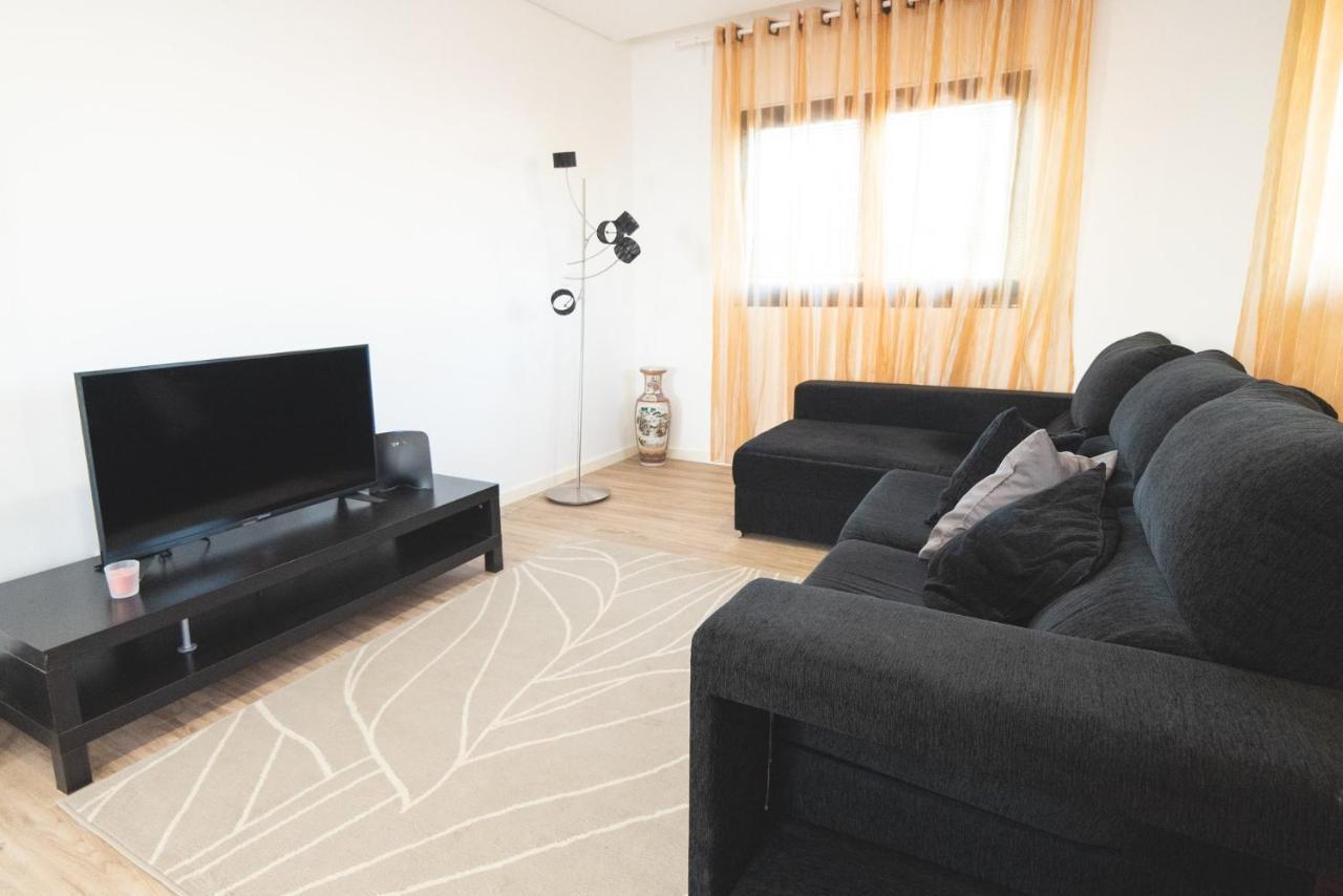 Viana Fishers House - Pool & Beach ! Виана до Кастело Екстериор снимка